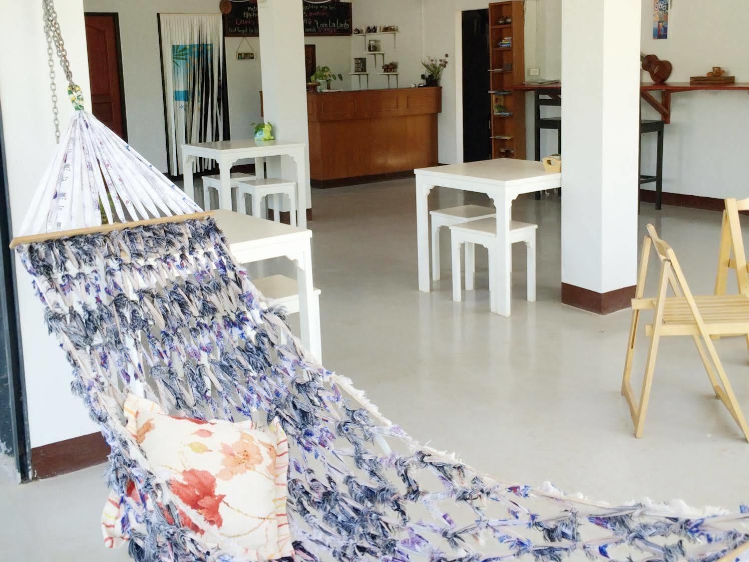 Hotel Lom La Lanta Ko Lanta Esterno foto
